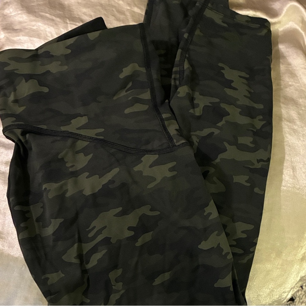 Spanx camouflage leggings